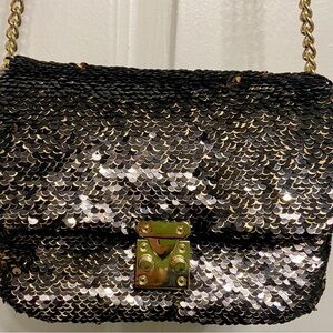 Neiman Marcus Elegant Black and Gold Sequin Bag